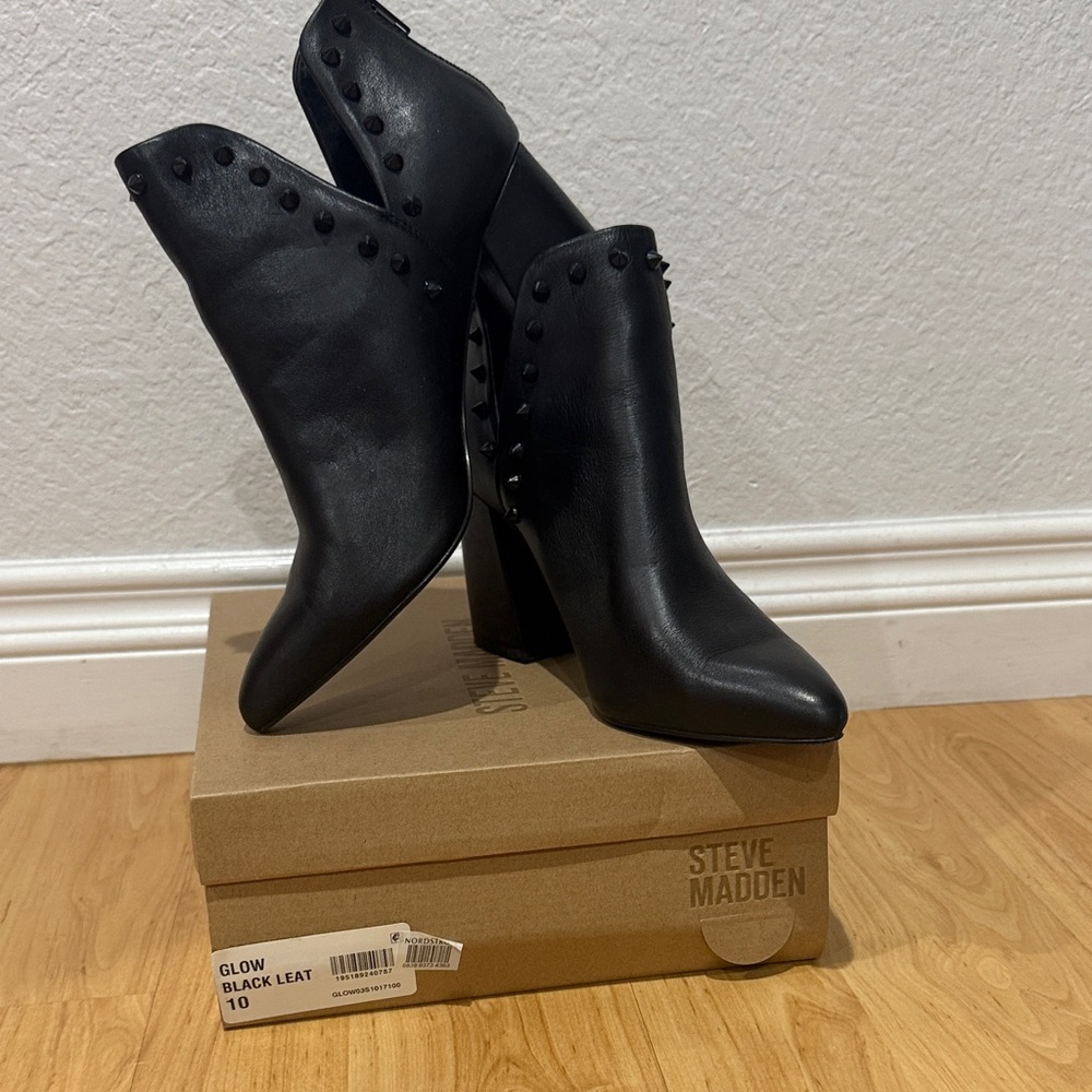 Steve Madden Black Studded Heeled Boots